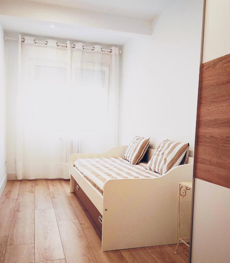 Apartamento Apto Ramón Y Cajal,1- Céntrico Y A 200m De Playa San Lorenzo-3hab-garaje Opcional *